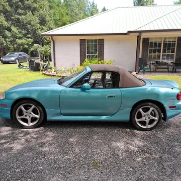 2002 Mazda MX-5 Miata