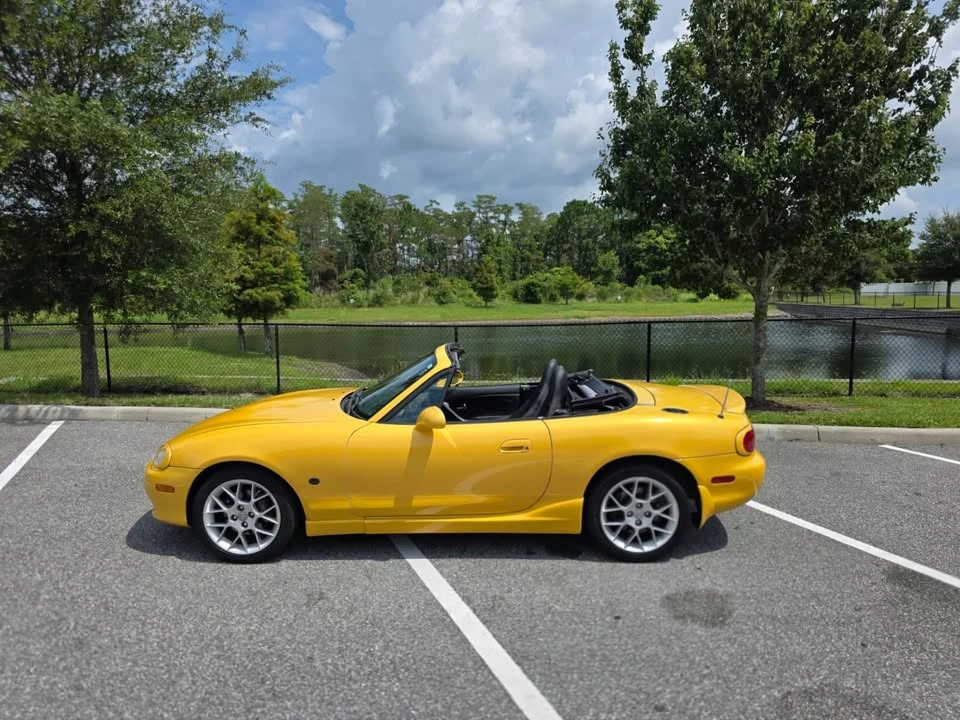 2002 Mazda NB MX-5 Miata - Image 10 of 13