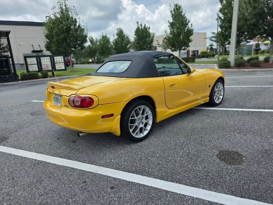 2002 Mazda NB MX-5 Miata - Image 3 of 13