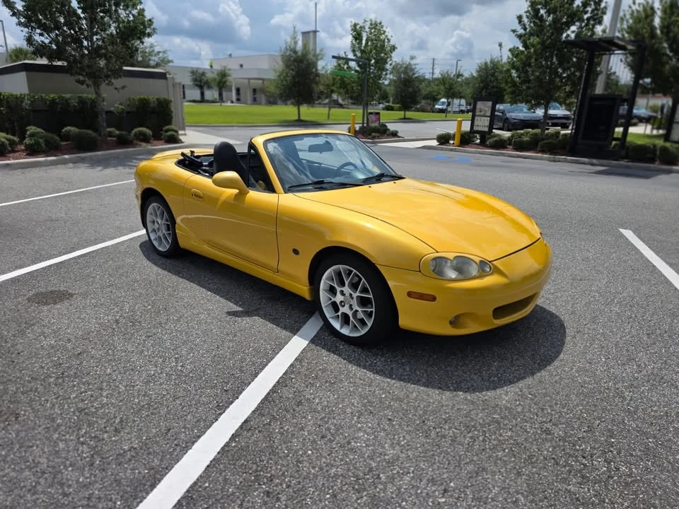 2002 Mazda NB MX-5 Miata - Image 11 of 13