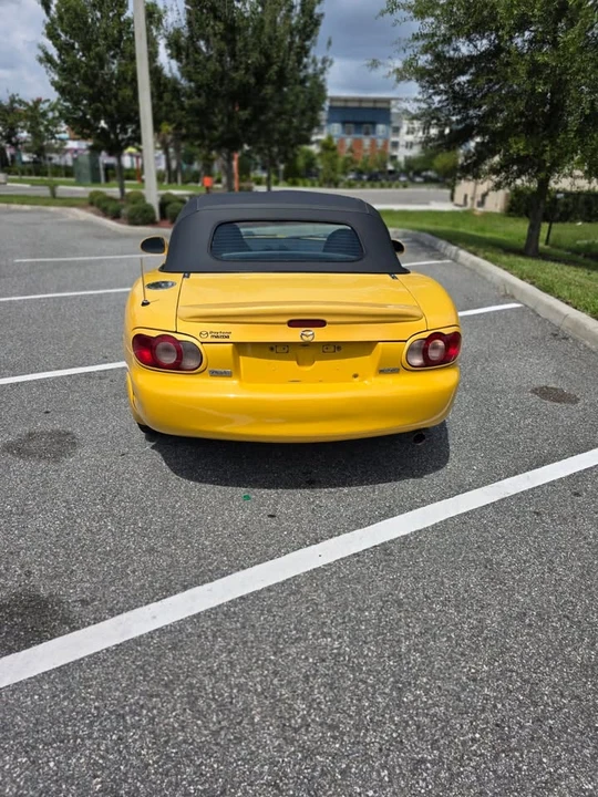 2002 Mazda NB MX-5 Miata - Image 6 of 13
