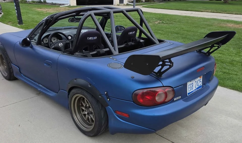 2002 Mazda NB MX-5 Miata - Image 4 of 6