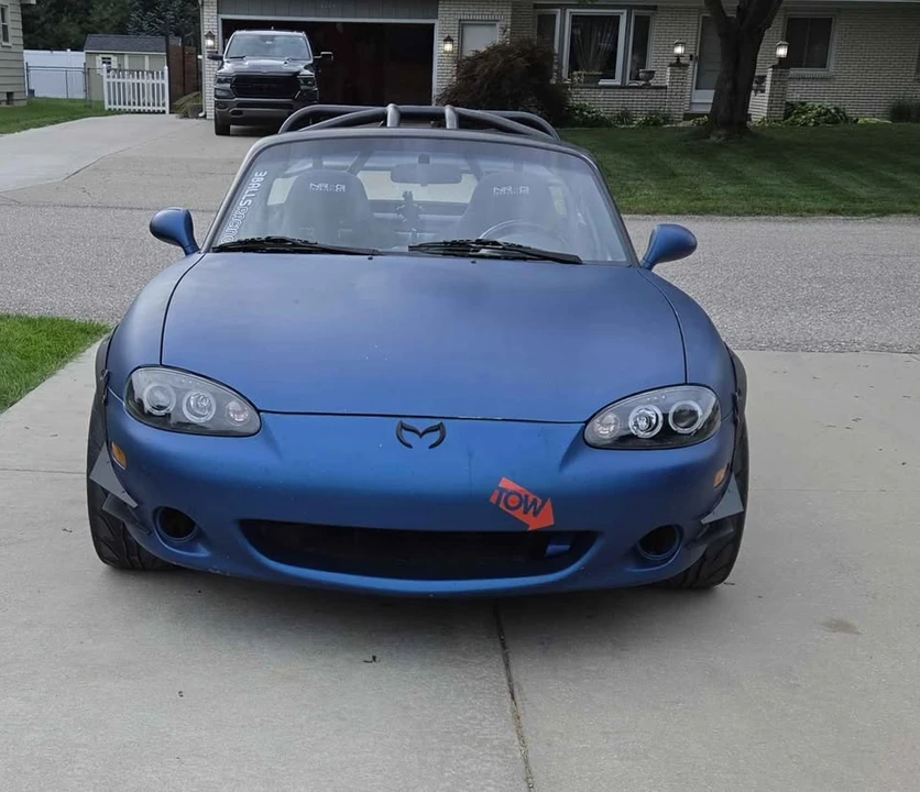 2002 Mazda NB MX-5 Miata - Image 5 of 6