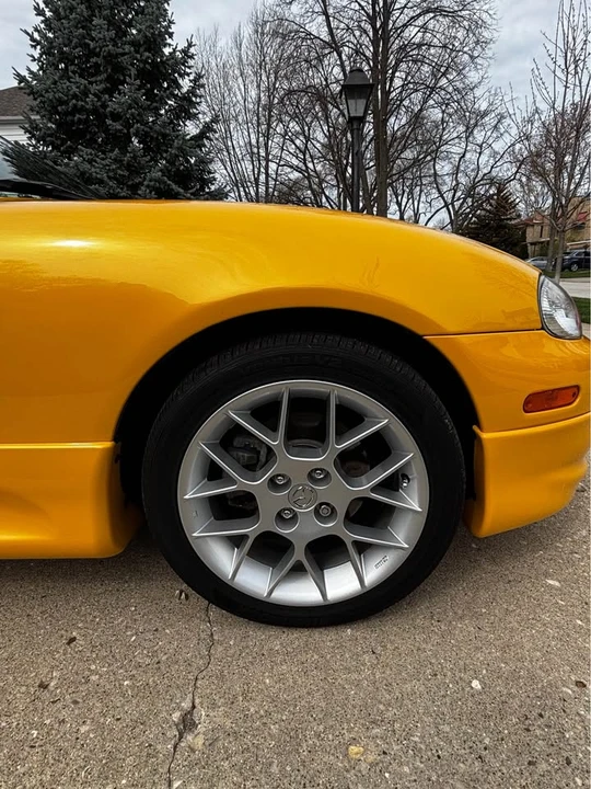 2002 Mazda NB MX-5 Miata - Image 4 of 10