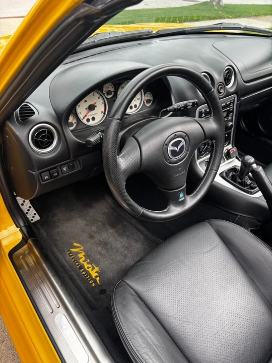 2002 Mazda NB MX-5 Miata - Image 8 of 10