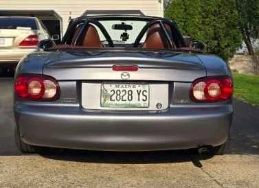 2002 Mazda NB MX-5 Miata - Image 5 of 10