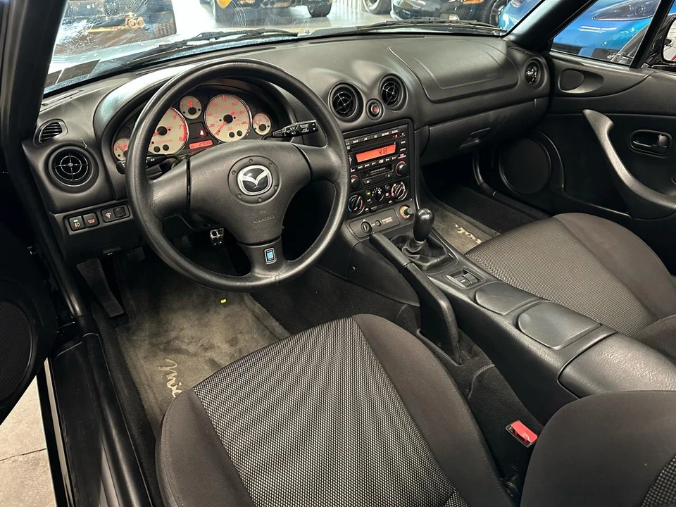 2002 Mazda NB MX-5 Miata - Image 13 of 23