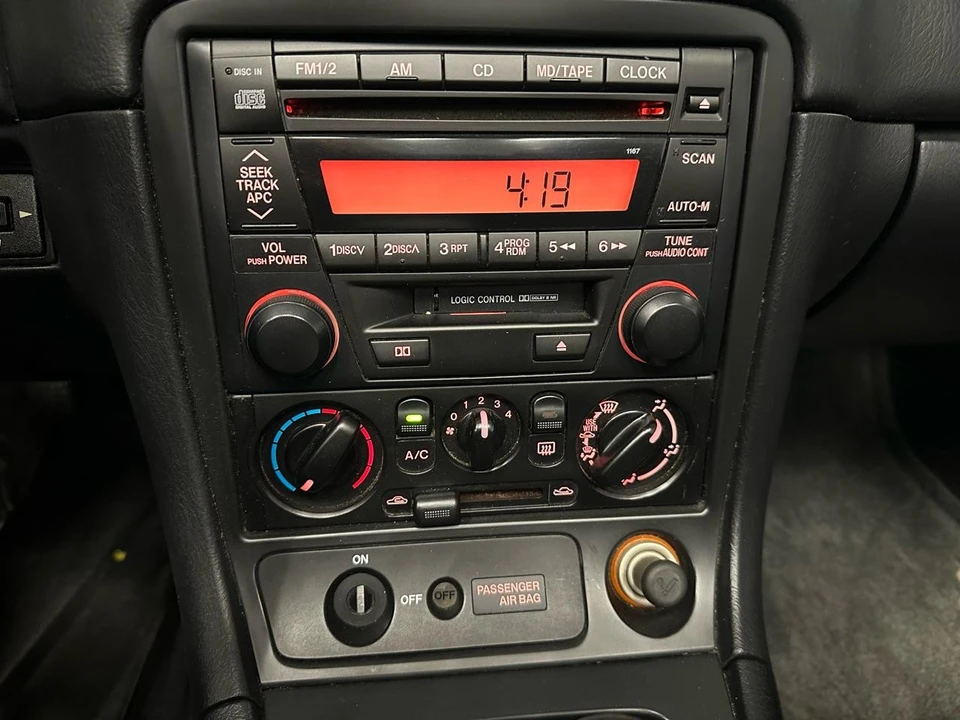 2002 Mazda NB MX-5 Miata - Image 15 of 23
