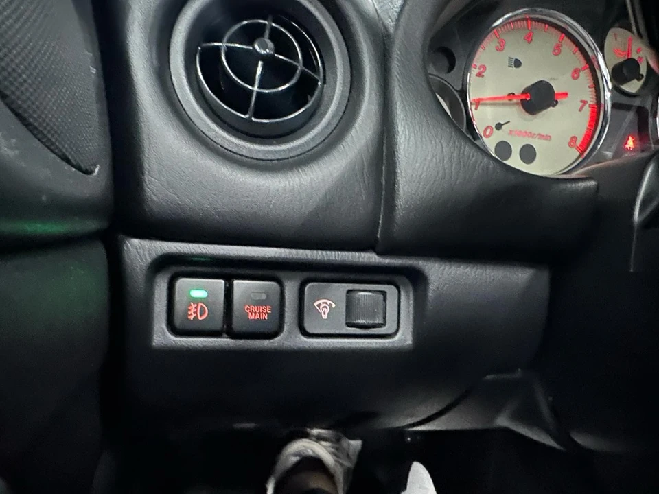 2002 Mazda NB MX-5 Miata - Image 17 of 23