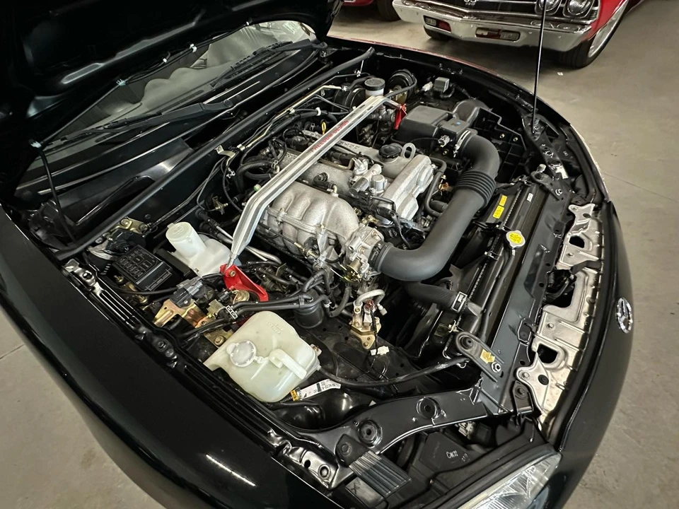 2002 Mazda NB MX-5 Miata - Image 21 of 23