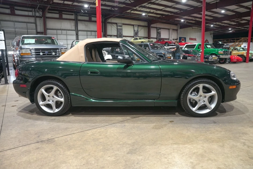 2002 Mazda - Image 25 of 31