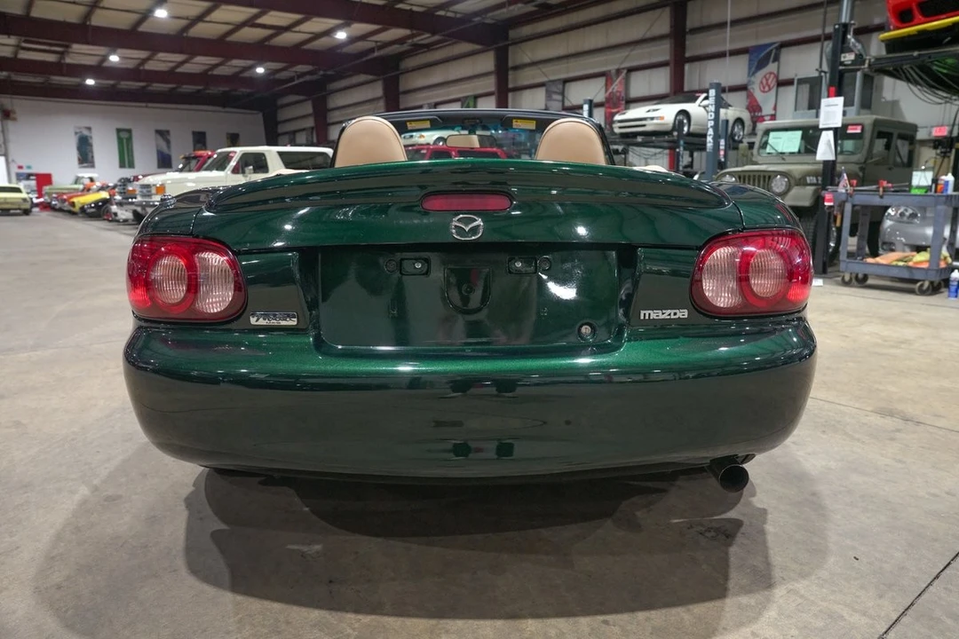 2002 Mazda - Image 7 of 31