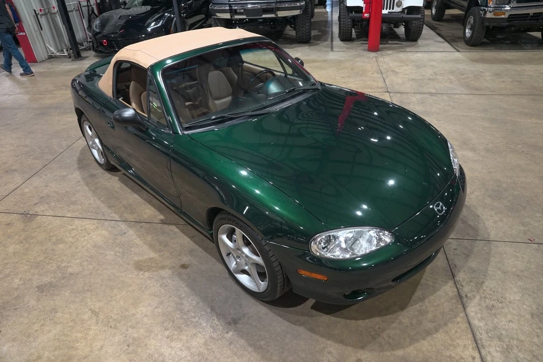 2002 Mazda - Image 28 of 31