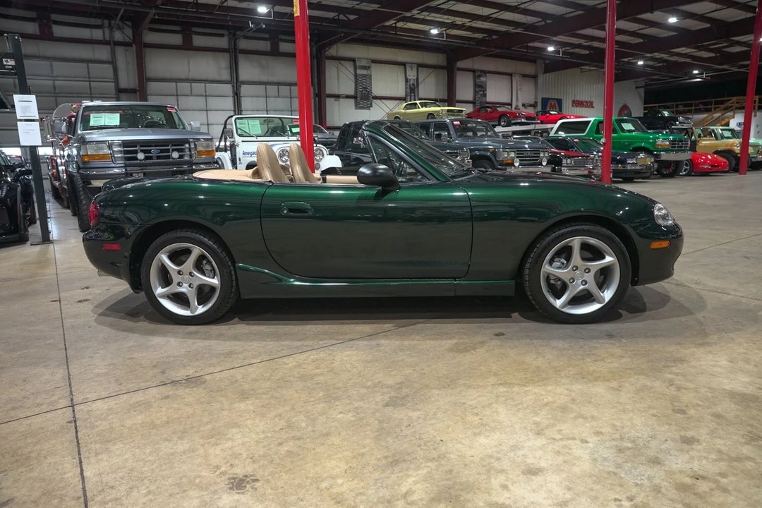 2002 Mazda - Image 10 of 31