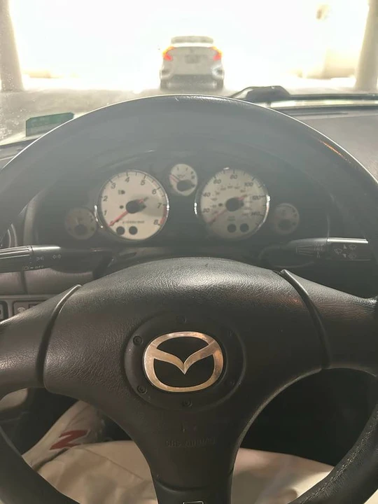 2002 Mazda NB MX-5 Miata - Image 12 of 13