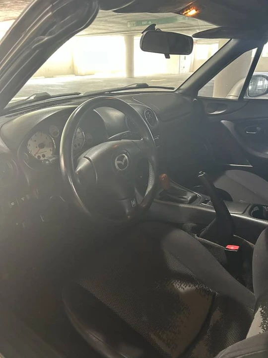 2002 Mazda NB MX-5 Miata - Image 9 of 13