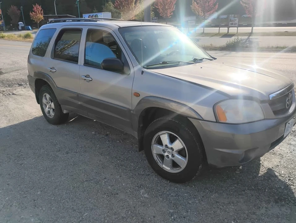 2002 Mazda - Image 2 of 2