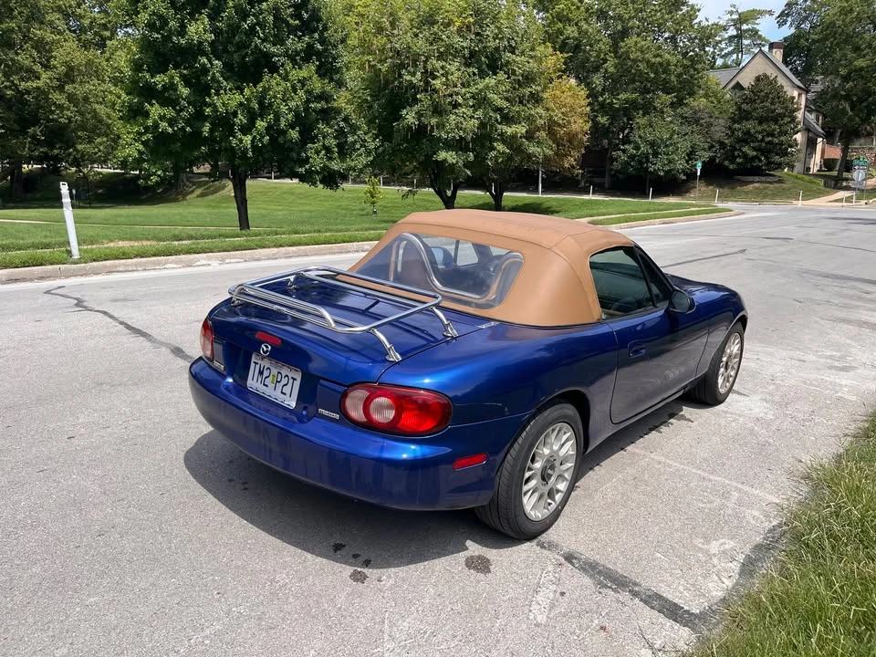 2002 Mazda NB MX-5 Miata - Image 6 of 15