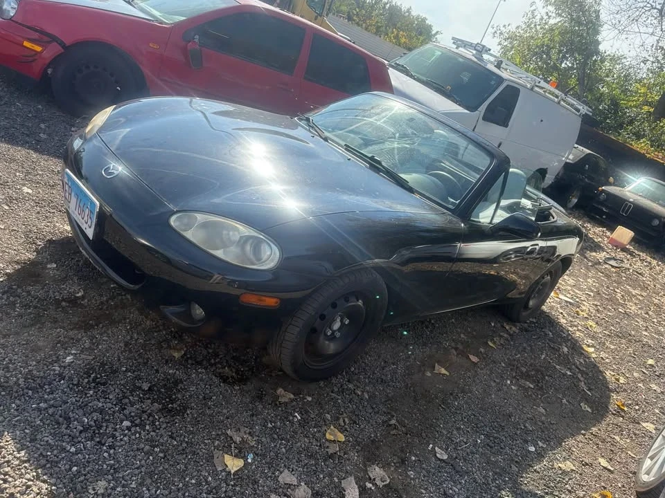 2002 Mazda NB MX-5 Miata - Image 2 of 9