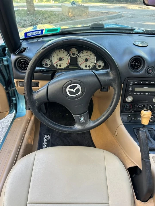2002 Mazda NB MX-5 Miata - Image 10 of 19