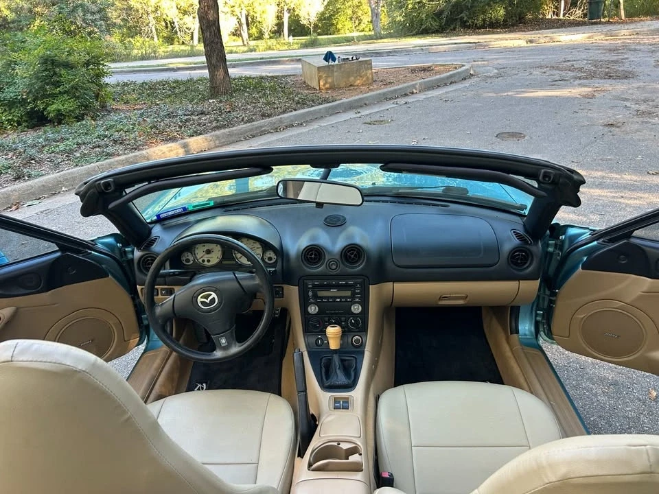 2002 Mazda NB MX-5 Miata - Image 9 of 19
