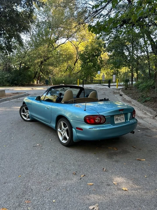 2002 Mazda NB MX-5 Miata - Image 3 of 19