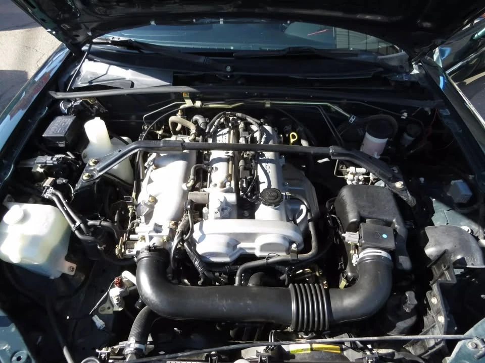 2002 Mazda NB MX-5 Miata - Image 2 of 15