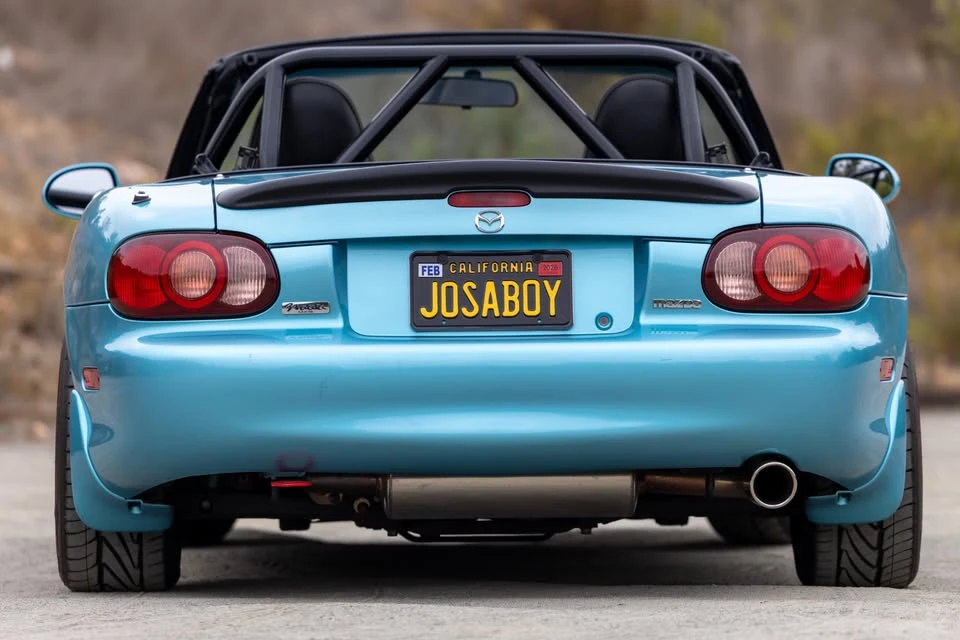 2002 Mazda NB MX-5 Miata - Image 5 of 19