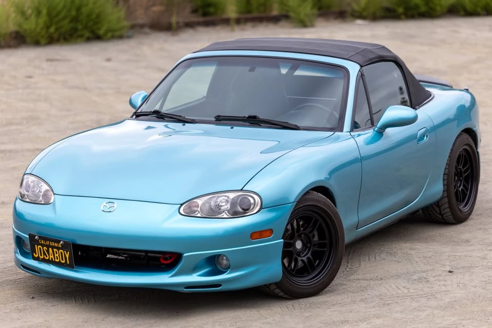 2002 Mazda NB MX-5 Miata - Image 17 of 19