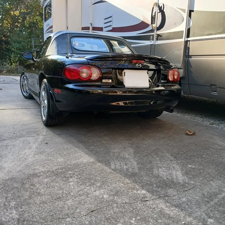 2002 Mazda NB MX-5 Miata - Image 4 of 4
