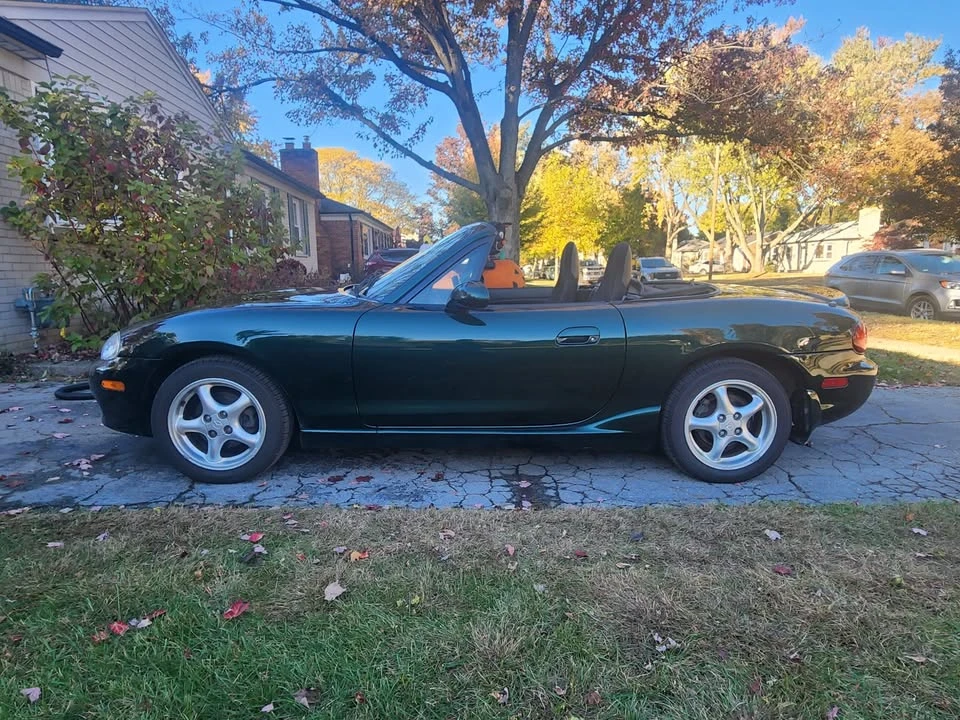 2002 Mazda NB MX-5 Miata - Image 8 of 19