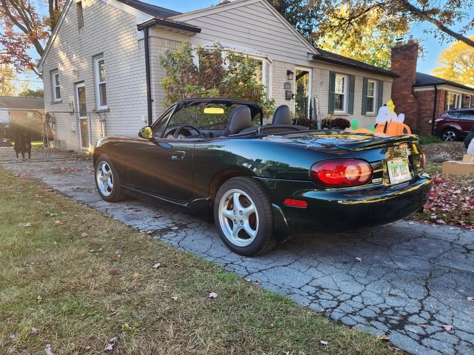 2002 Mazda NB MX-5 Miata - Image 10 of 19
