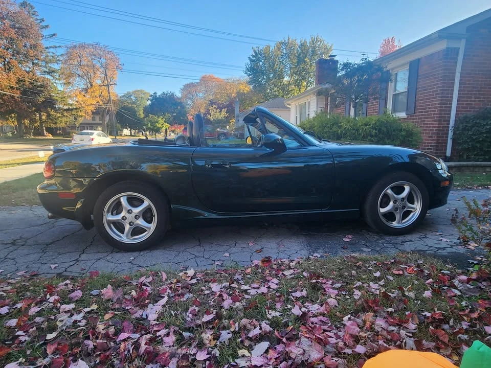 2002 Mazda NB MX-5 Miata - Image 9 of 19