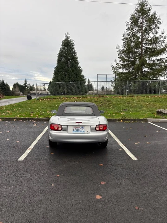 2002 Mazda NB MX-5 Miata - Image 4 of 15