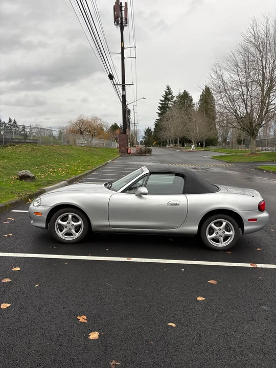 2002 Mazda NB MX-5 Miata - Image 2 of 15