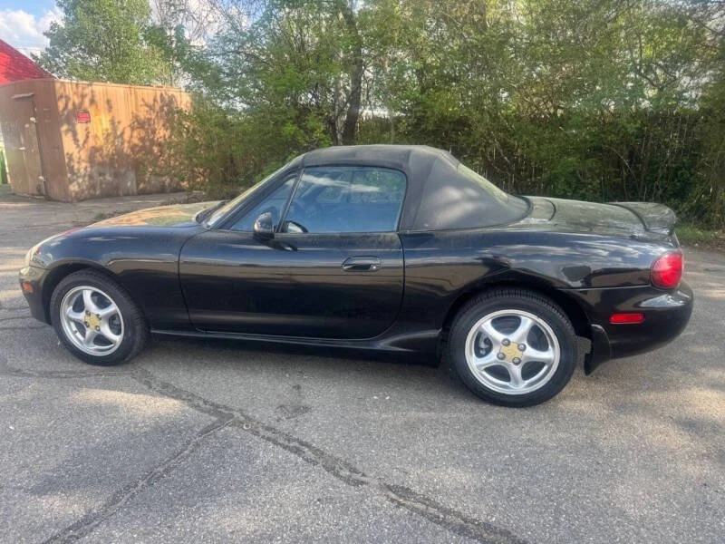 2002 Mazda NB MX-5 Miata - Image 7 of 15