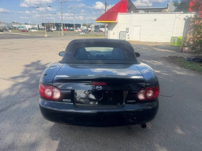 2002 Mazda NB MX-5 Miata - Image 6 of 15