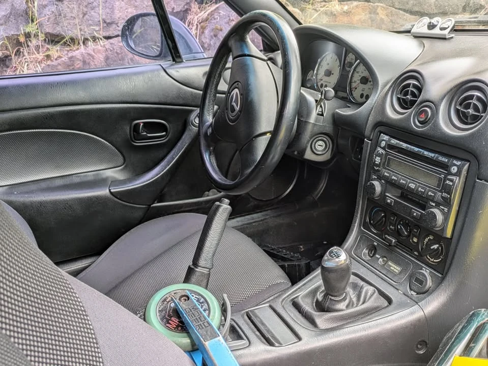 2002 Mazda NB MX-5 Miata - Image 6 of 10