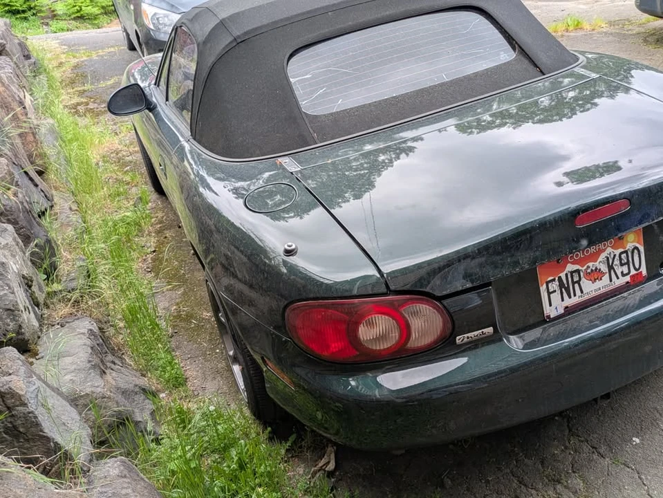 2002 Mazda NB MX-5 Miata - Image 5 of 10