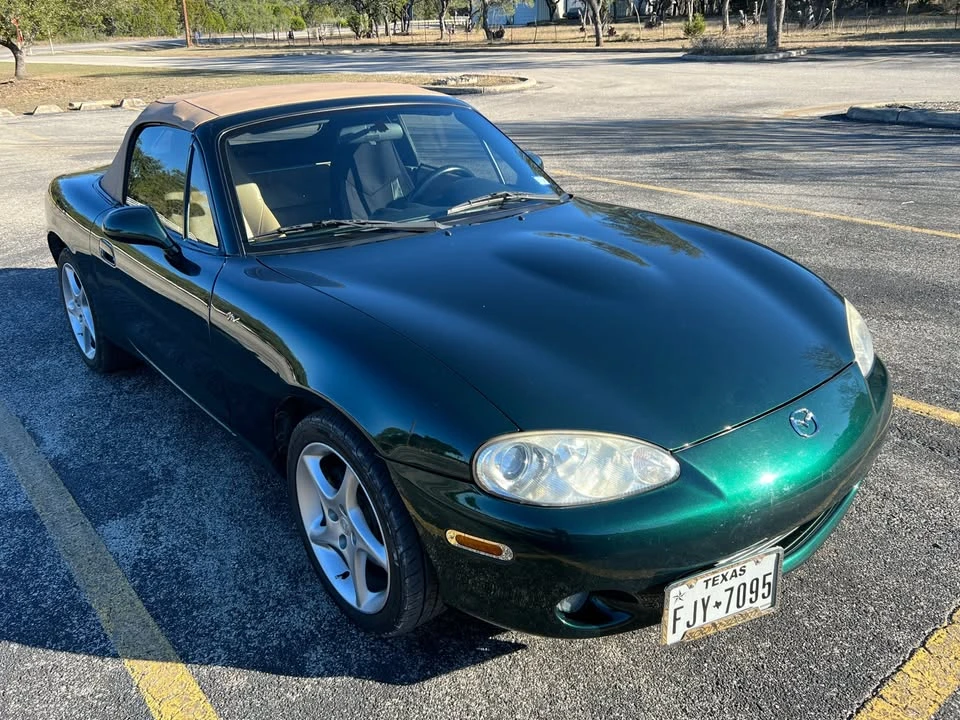2002 Mazda NB MX-5 Miata - Image 5 of 19