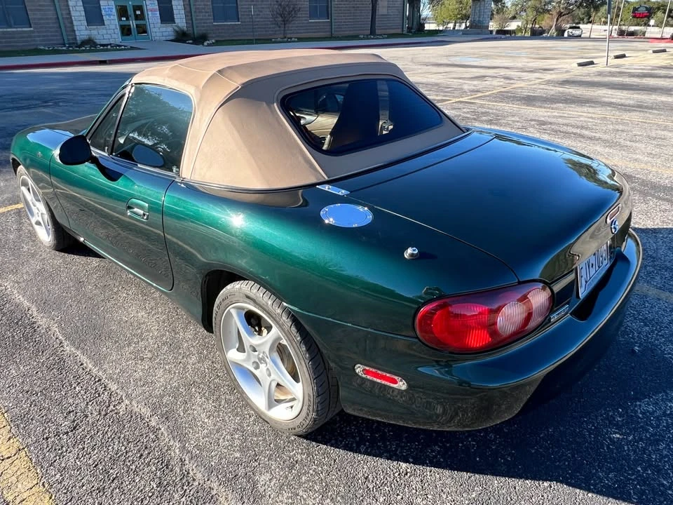 2002 Mazda NB MX-5 Miata - Image 8 of 19