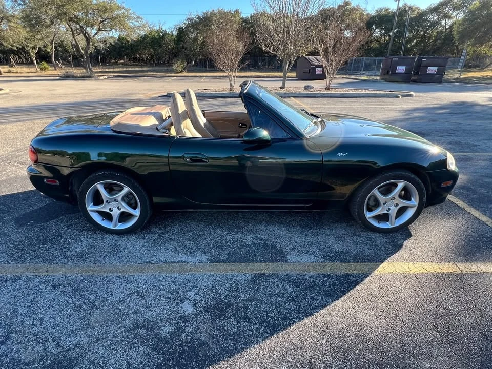 2002 Mazda NB MX-5 Miata - Image 2 of 19