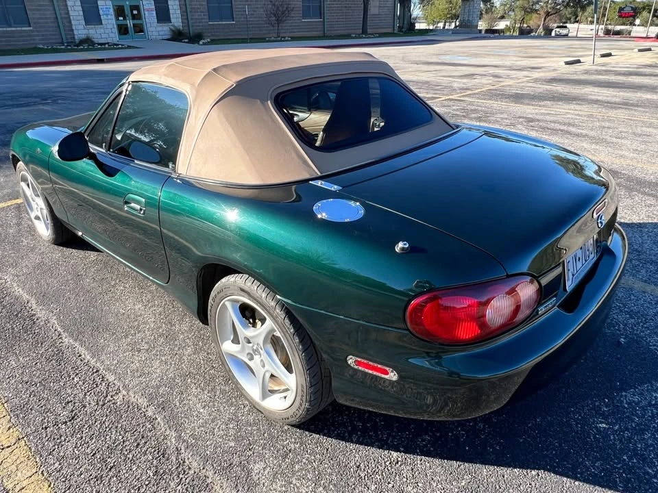 2002 Mazda NB MX-5 Miata - Image 8 of 19