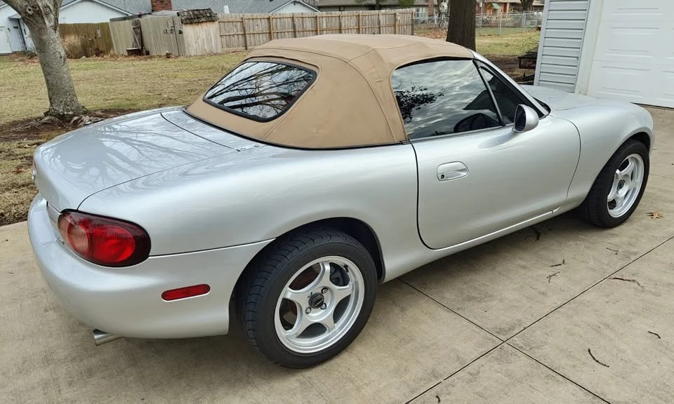 2002 Mazda NB MX-5 Miata - Image 3 of 14