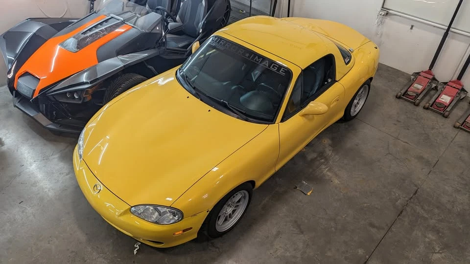 2002 Mazda NB MX-5 Miata - Image 5 of 11