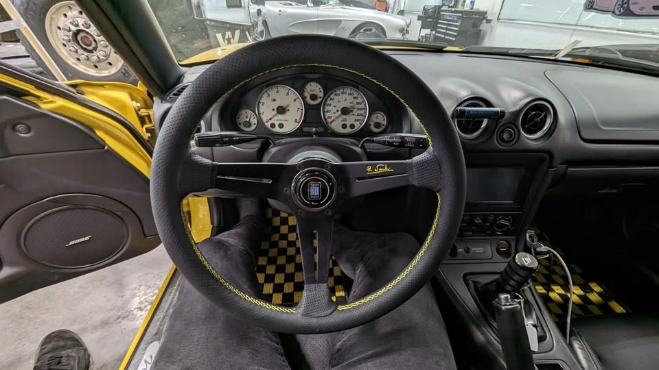 2002 Mazda NB MX-5 Miata - Image 6 of 11