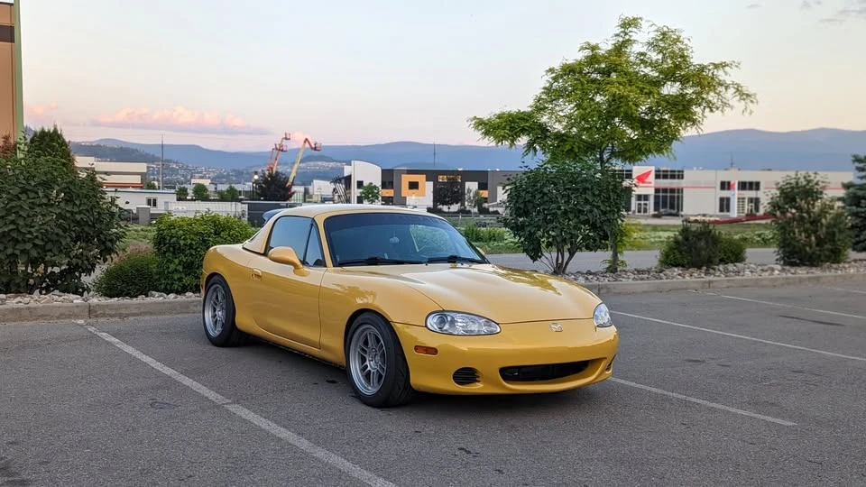 2002 Mazda NB MX-5 Miata - Image 10 of 11