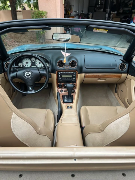 2002 Mazda NB MX-5 Miata - Image 10 of 14