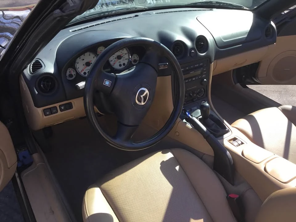 2002 Mazda NB MX-5 Miata - Image 3 of 4
