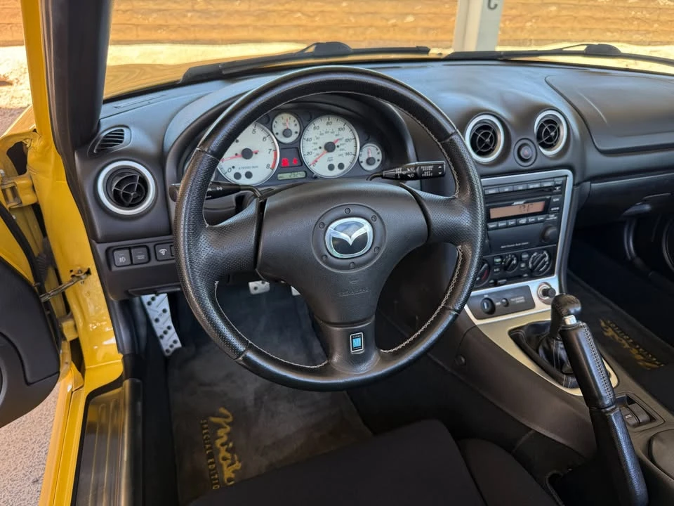 2002 Mazda NB MX-5 Miata - Image 10 of 20